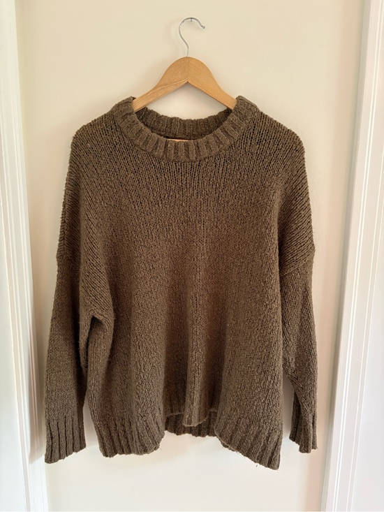 aerie Sweaters - aerie Olive Green Crewneck Knit Sweater